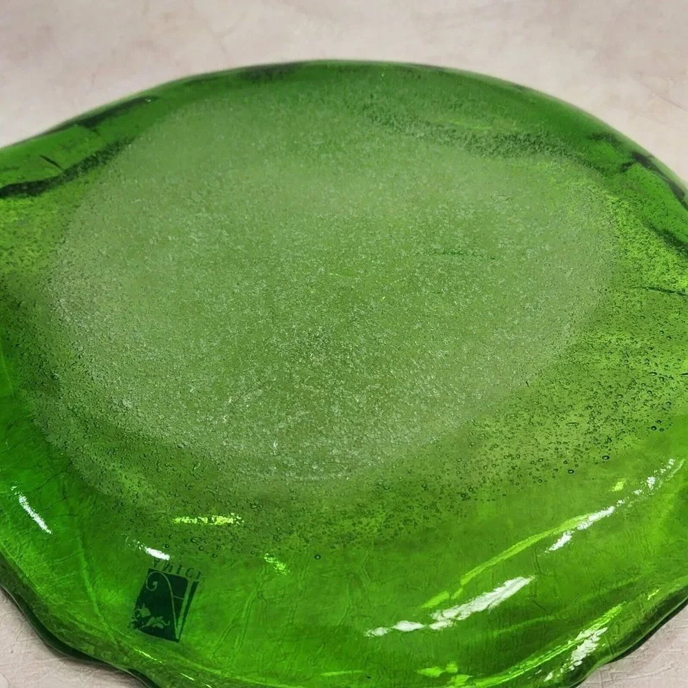 Vintage AMICI 11.5 Long Fish Shape Plate Dish Italian‎ Bubble Green Art Glass